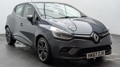 Used Renault Clio IV Signature 90 HP (66 kW) 2018 Hatchback