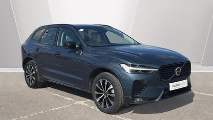Begagnad Volvo XC60 Plus 197 HK (144 kW) 2022 Blå SUV