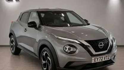 Used Nissan Juke N-Connecta 114 HP (83 kW) 2022 Grey SUV