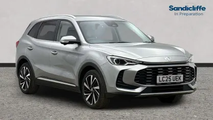 Usado MG ZS Trophy 196 HP (144 kW) 2024 Prateado SUV