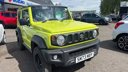 Usado Suzuki Jimny 102 CV (75 kW) 2023 Amarillo SUV
