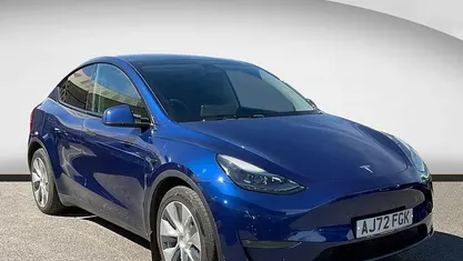 Used Tesla Model Y Long Range AWD 286 kW (389 HP) 2025 SUV