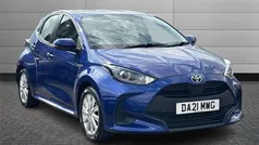 Blue Used 2021 Toyota Yaris Hybrid Hatchback | £14,291 (Fair price)