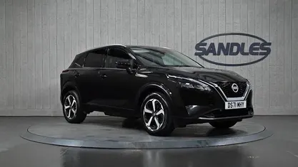 Black Used 2022 Nissan Qashqai N-Connecta SUV | £14,699 (Fair price)