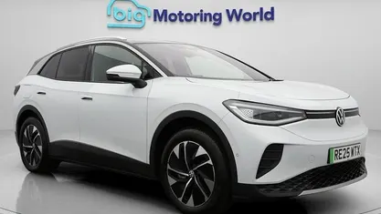White Used 2025 VW ID.4 Pro SUV | £27,400 (Fair price)