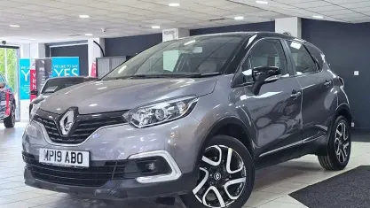 Used Renault Captur Iconic 90 HP (66 kW) 2019 Grey/black SUV