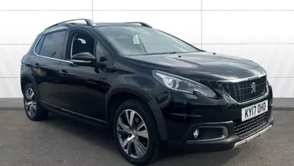 Usado Peugeot 2008 Allure 110 HP (80 kW) 2017 SUV