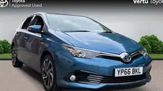 Blue Used 2016 Toyota Auris Hybrid Design Hatchback | £10,182 (Fair price)