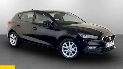Black Used 2022 Seat Leon SE Hatchback | £11,595 (Fair price)