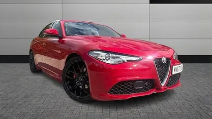 Used 2016 Alfa Romeo Giulia Edizione Speciale Sedan | £15,995 (Good price)
