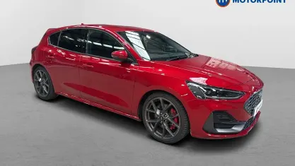 Used Ford Focus ST 280 HP (205 kW) 2023 Red Hatchback
