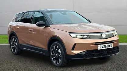 Brown Used 2025 Vauxhall Grandland X SUV | £26,999 (Fair price)