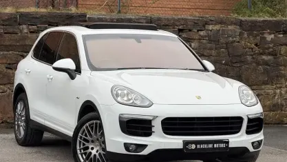 Used Porsche Cayenne 262 HP (192 kW) 2015 White SUV