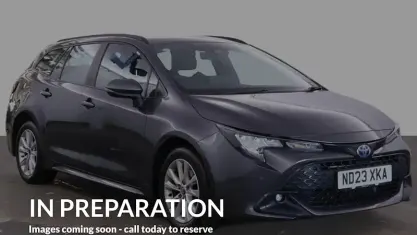 Used Toyota Corolla 140 HP (102 kW) 2023 Grey Estate
