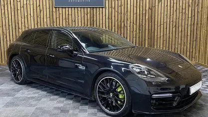 Used Porsche Panamera Sport Turismo 462 HP (339 kW) 2020 Black Estate