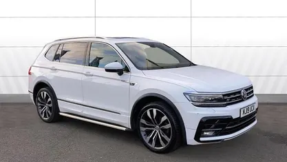 White Used 2018 VW Tiguan Allspace R-line SUV | £22,801 (Fair price)