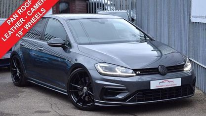 Begagnad VW Golf VII R 300 HK (220 kW) 2020 Grå Halvkombi