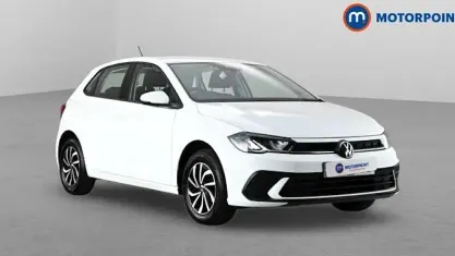 Used VW Polo Life 80 HP (58 kW) 2024 White Hatchback