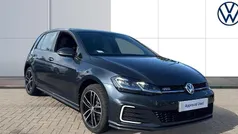 Used 2020 VW Golf VII GTE Hatchback | £17,693 (Fair price)