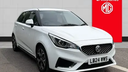 Used MG MG3 Exclusive 106 HP (77 kW) 2024 White Hatchback