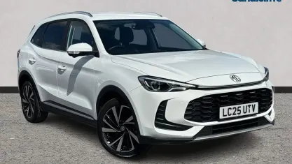Used MG ZS Trophy 196 HP (144 kW) 2024 Solid  arctic white SUV