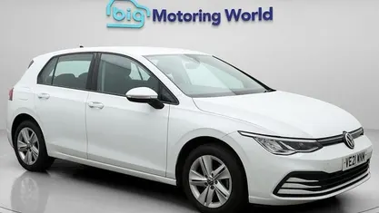 Used VW Golf VIII Life 131 HP (96 kW) 2024 Hatchback