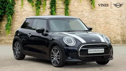 Used Mini Cooper Exclusive 136 HP (100 kW) 2022 Black Hatchback