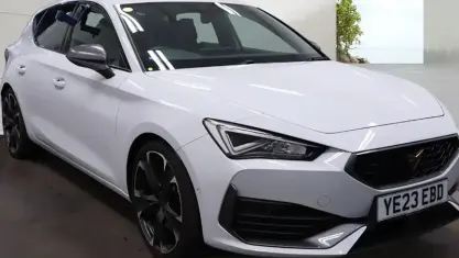 Usado Cupra Leon VZ2 245 CV (180 kW) 2023 Blanco Utilitario