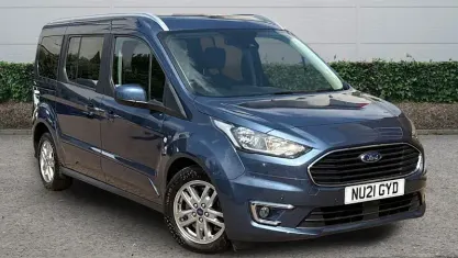 Used Ford Grand Tourneo Connect Titanium 120 HP (88 kW) 2021 Blue MPV