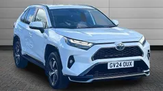 White Used 2024 Toyota RAV4 Hybrid Design SUV | £32,095 (Good price)