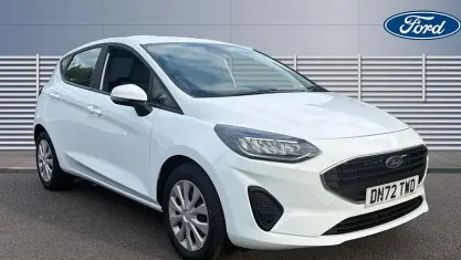 Używany Ford Fiesta Trend 101 KM (74 kW) 2022 Biały Hatchback
