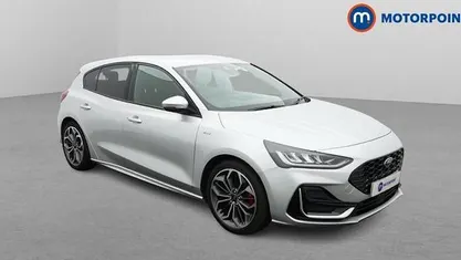 Used Ford Focus ST-Line 155 HP (114 kW) 2022 Silver Hatchback