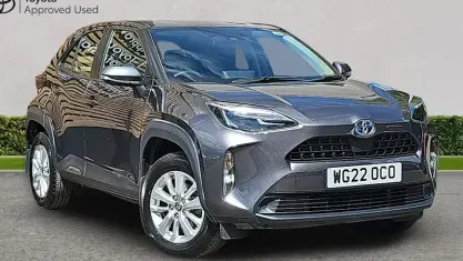 Used Toyota Yaris Cross Play 116 HP (85 kW) 2022 Grey SUV