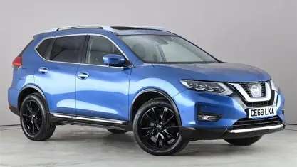 Second-hand Nissan X-Trail Tekna 131 CP (96 kW) 2017 Albastru SUV