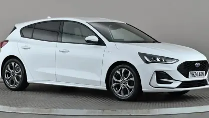 Used Ford Focus ST-Line 155 HP (114 kW) 2024 White Hatchback