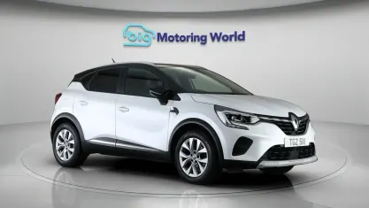 Second-hand Renault Captur Iconic 131 CP (96 kW) 2020 SUV
