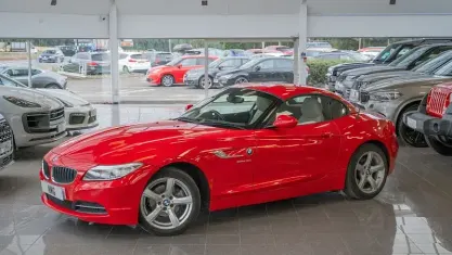 Used BMW Z4 158 HP (116 kW) 2015 Red Cabriolet