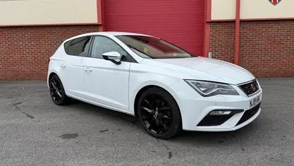 White Used 2019 Seat Leon FR Sport Hatchback | £9,799 (Good price)