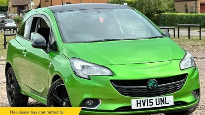 Used Vauxhall Corsa Edition 101 HP (74 kW) 2015 Green Hatchback