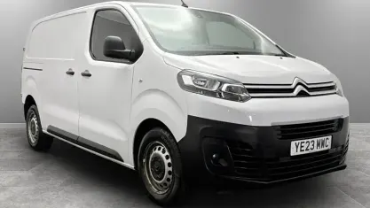 Second-hand Citroën Dispatch 144 CP (105 kW) 2023 Monovolum