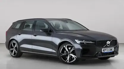 Used Volvo V60 Plus 349 HP (256 kW) 2022 Grey Estate