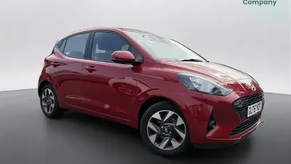 Used Hyundai i10 Advanced 63 HP (46 kW) 2025 Red Hatchback
