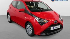 Used 2021 Toyota Aygo X-play Hatchback | £9,699 (Fair price)