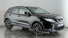 Black Used 2016 Nissan Qashqai Tekna SUV | £11,900 (Fair price)
