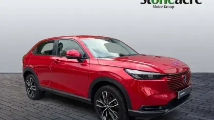 Used Honda HR-V Elegance 131 HP (96 kW) 2023 Red SUV
