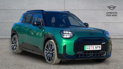Used Mini Aceman Sport 135 kW (184 HP) 2025 Green SUV
