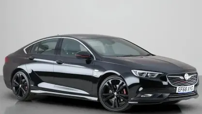 Used Vauxhall Insignia Sport 200 HP (147 kW) 2019 Black Hatchback