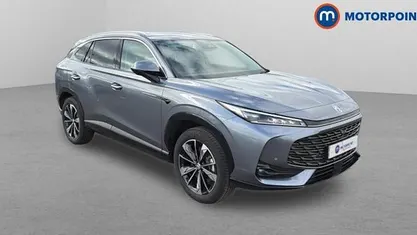 Usado MG HS Trophy 224 HP (164 kW) 2025 Cinzento SUV