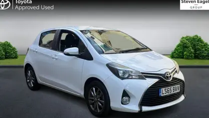 Used Toyota Yaris 99 HP (72 kW) 2016 Hatchback