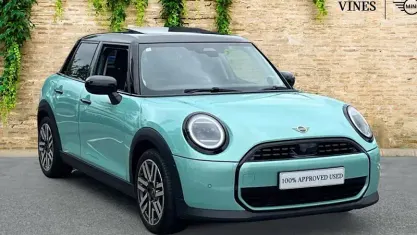 Used Mini Cooper Classic 114 kW (156 HP) 2026 Hatchback